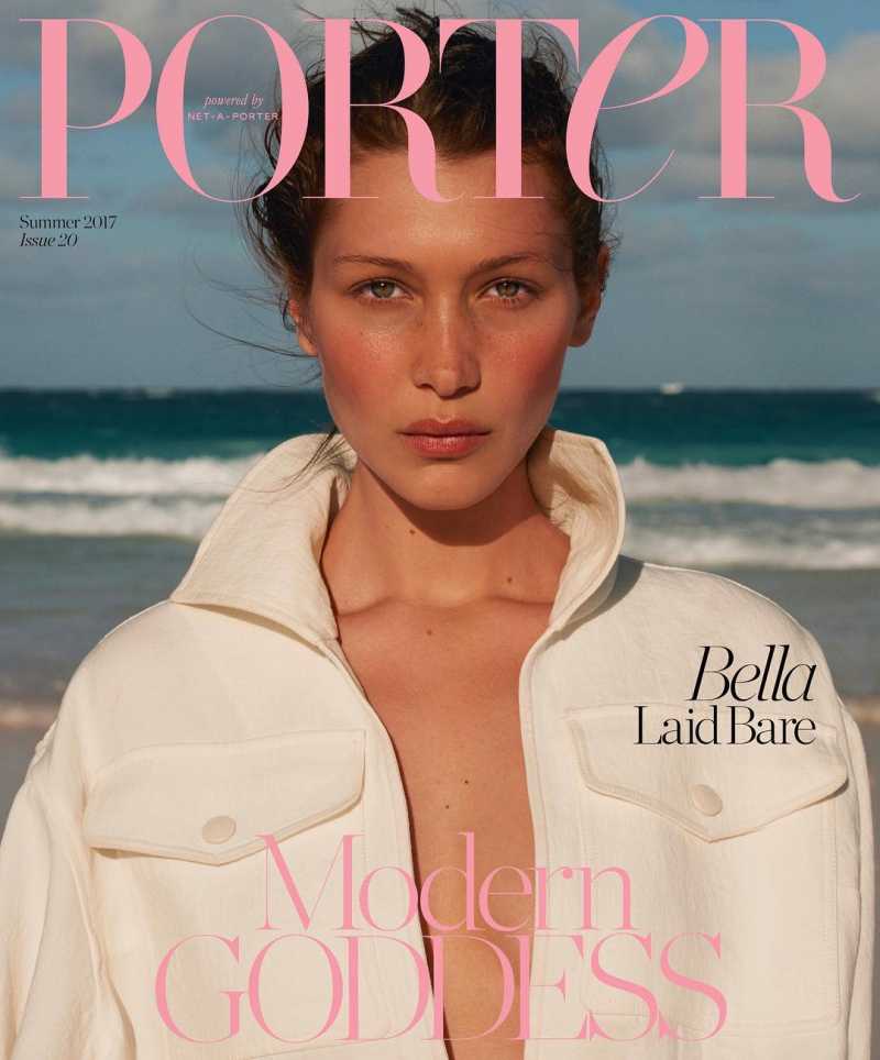 Foto Seksi Bella Hadid Saat Liburan