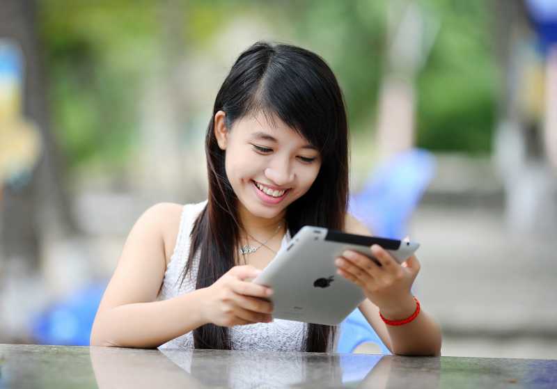 Kalimat Pembuka untuk Menyapa Wanita Lewat Dating Apps Kalimat Pembuka untuk Menyapa Wanita Lewat Dating Apps