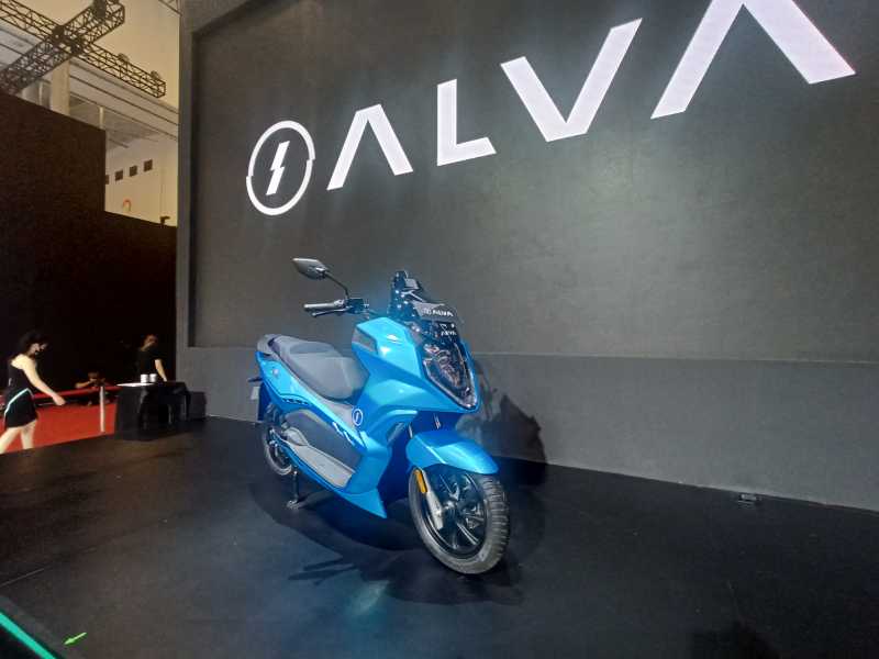 Jokowi Targetkan 2 Juta Motor Listrik di Tahun 2025, Sanggup Gak Nih? Jokowi Targetkan 2 Juta Motor Listrik di Tahun 2025, Sanggup Gak Nih?