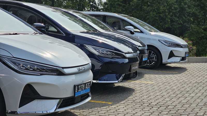 10 Mobil Listrik Terlaris November 2024: BYD M6 Masih Dominan 10 Mobil Listrik Terlaris November 2024: BYD M6 Masih Dominan