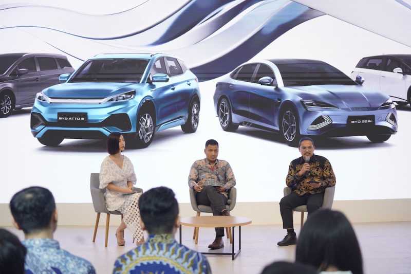 BYD dan PLN Perkenalkan Konsep Fitur Baru Home Charging Services BYD dan PLN Perkenalkan Konsep Fitur Baru Home Charging Services