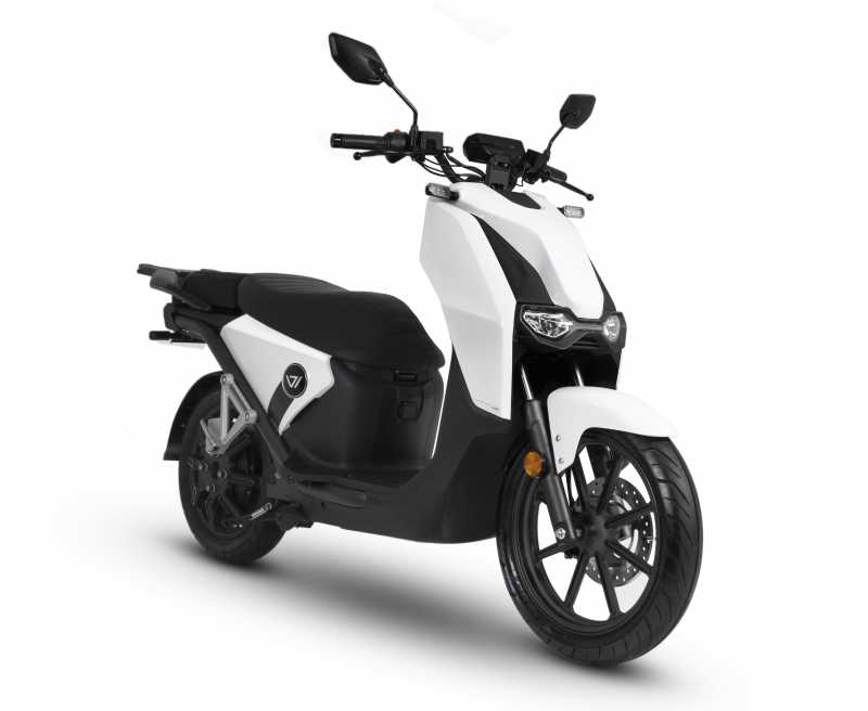 Motor Listrik Charged Rimau Penuhi TKDN, Harga jadi Rp19 Juta Motor Listrik Charged Rimau Penuhi TKDN, Harga jadi Rp19 Juta