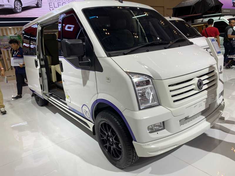 DFSK Gelora E VIP Luxury, Mobil Listrik Komersial untuk Sultan DFSK Gelora E VIP Luxury, Mobil Listrik Komersial untuk Sultan