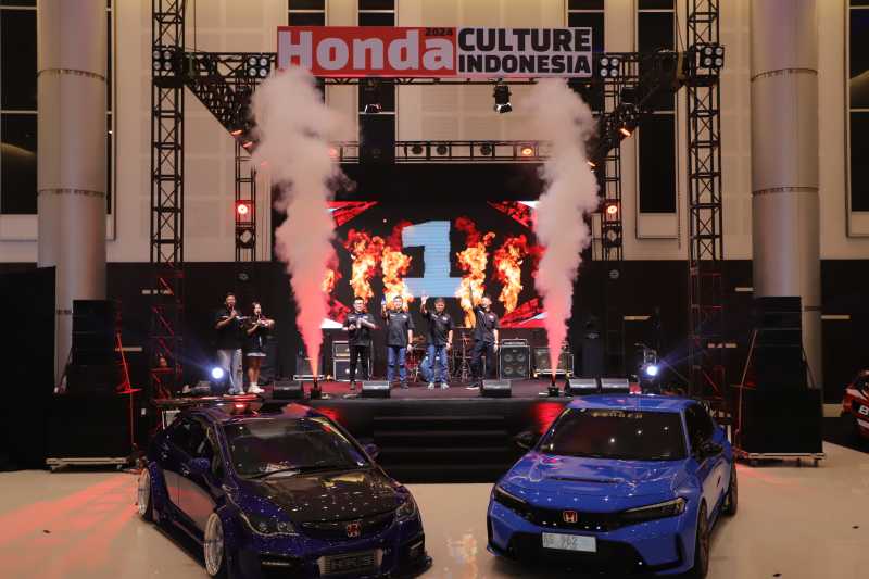 Jajaran Mobil 'Culture' Honda yang Mejeng di Surabaya