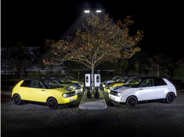 Honda Siapkan Teknologi Pengecasan Mobil Listrik Anti Korsleting Honda Siapkan Teknologi Pengecasan Mobil Listrik Anti Korsleting