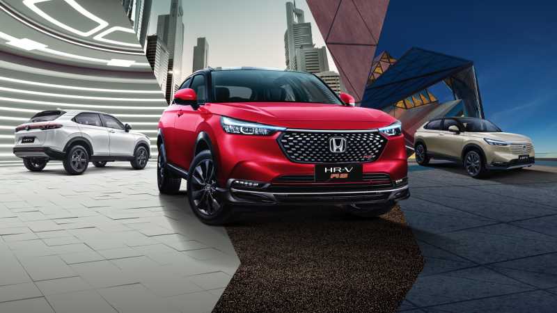 Honda HR-V Dikeroyok, Diserang Atas Bawah Kanan Kiri Depan Belakang