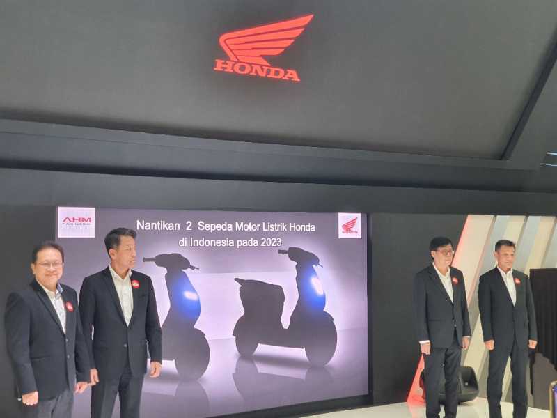 IMOS 2022: Honda Nyetrum Juga, Hadirkan 2 Motor Listrik Tahun Depan IMOS 2022: Honda Nyetrum Juga, Hadirkan 2 Motor Listrik Tahun Depan