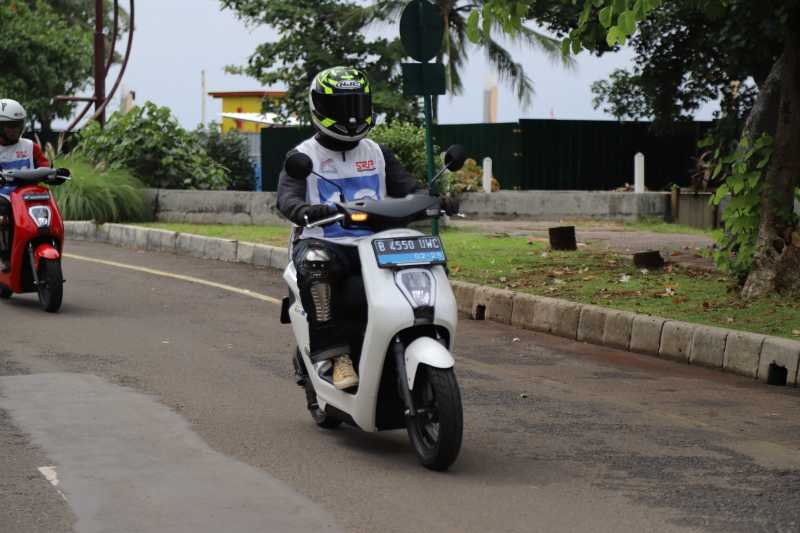Ini 5 Hal yang Harus Diketahui Pengendara  Motor Listrik Pemula