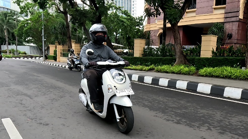 Review New Honda Scoopy: Seberapa Ideal Dipakai Harian?