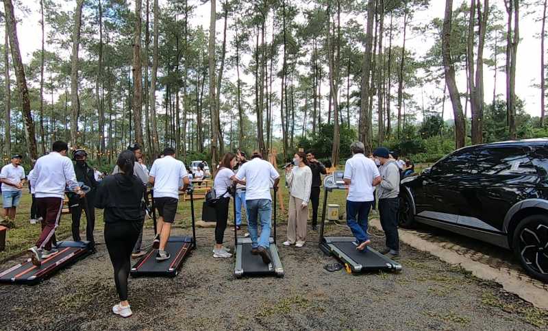 Fitur V2L Hyundai Ioniq 5 Sanggup Operasikan 4 Treadmill