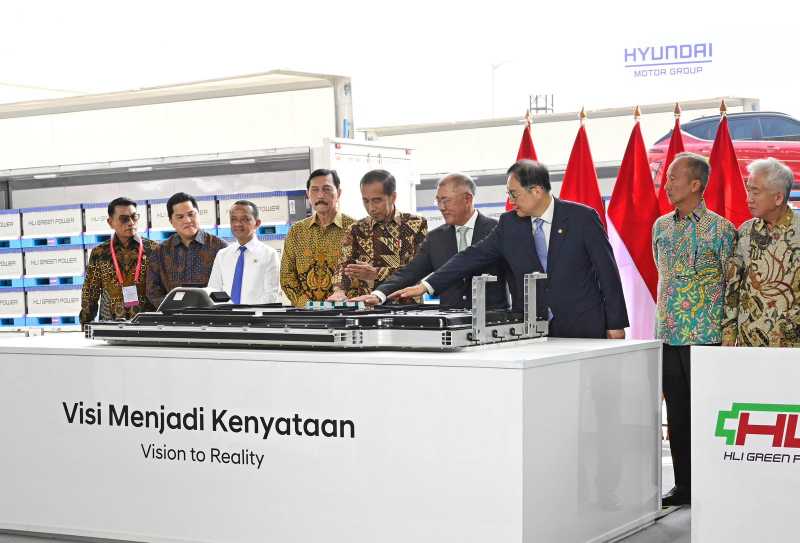 Mimpi Jokowi Indonesia jadi Raja Mobil Listrik Dunia Mimpi Jokowi Indonesia jadi Raja Mobil Listrik Dunia