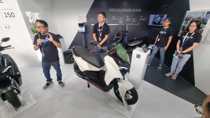 GIIAS 2023: ION Mobility Sempurnakan Motor Listrik M1-S