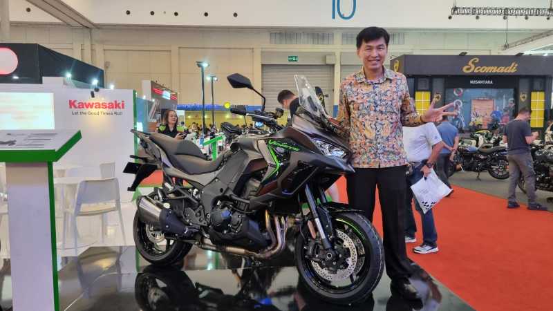 Kawasaki Rilis Versys 1100 di IMOS 2024, Harga 408 Juta! Kawasaki Rilis Versys 1100 di IMOS 2024, Harga 408 Juta!