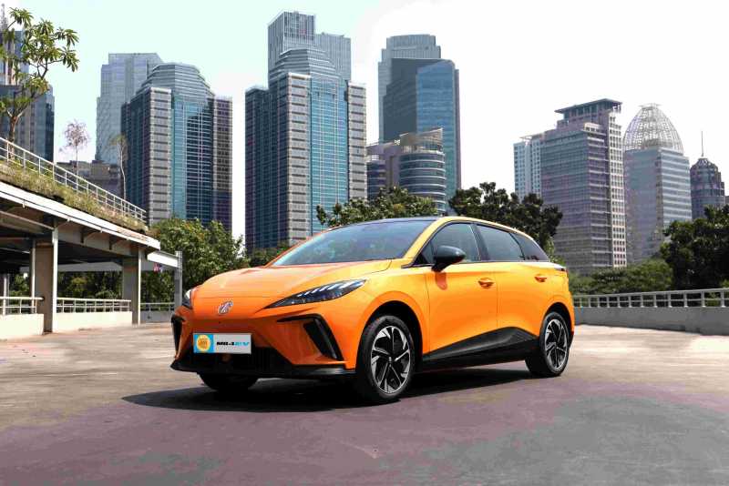 MG 4 EV untuk Indonesia Kini Punya Warna Ngejreng Volcano Orange MG 4 EV untuk Indonesia Kini Punya Warna Ngejreng Volcano Orange