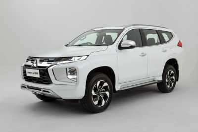 Gak Cuma Kuat Offroad, Senyaman Apa Kabin Pajero Sport Facelift?