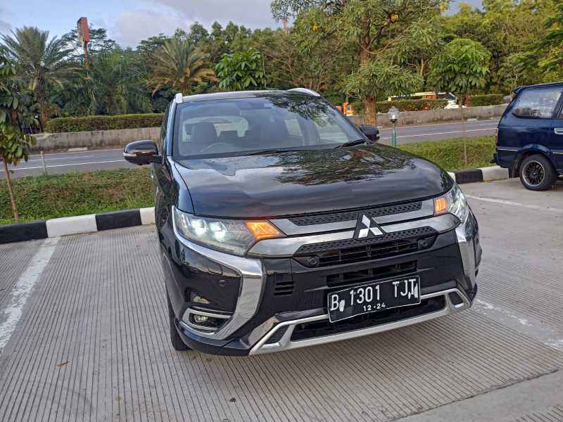 Penilaian Kami saat Menguji Mitsubishi Outlander PHEV