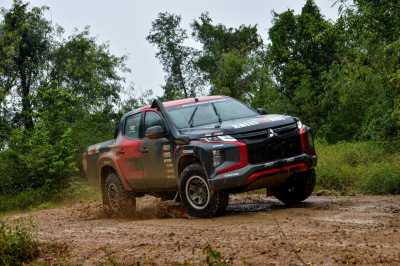 Mitsubishi Triton Siap Disiksa 1.700 Km di Ajang Asia Cross Country Rally