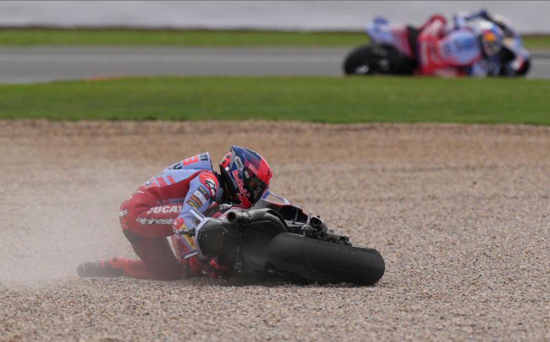 Move On ke Ducati, Kok Marc Marquez Masih Sering Jatuh? Move On ke Ducati, Kok Marc Marquez Masih Sering Jatuh?