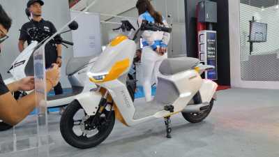 Mengenal Kymco IONEX Mo One, Tampil Futuristis dan Bisa Angkut Barang!