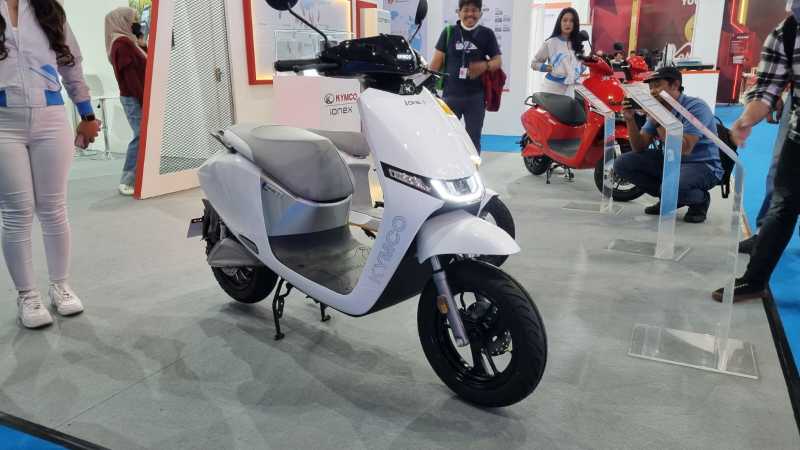 Kymco IONEX i-ONE Plus yang Mejeng di PEVS 2023 Punya Jarak Tempuh 90 KM!