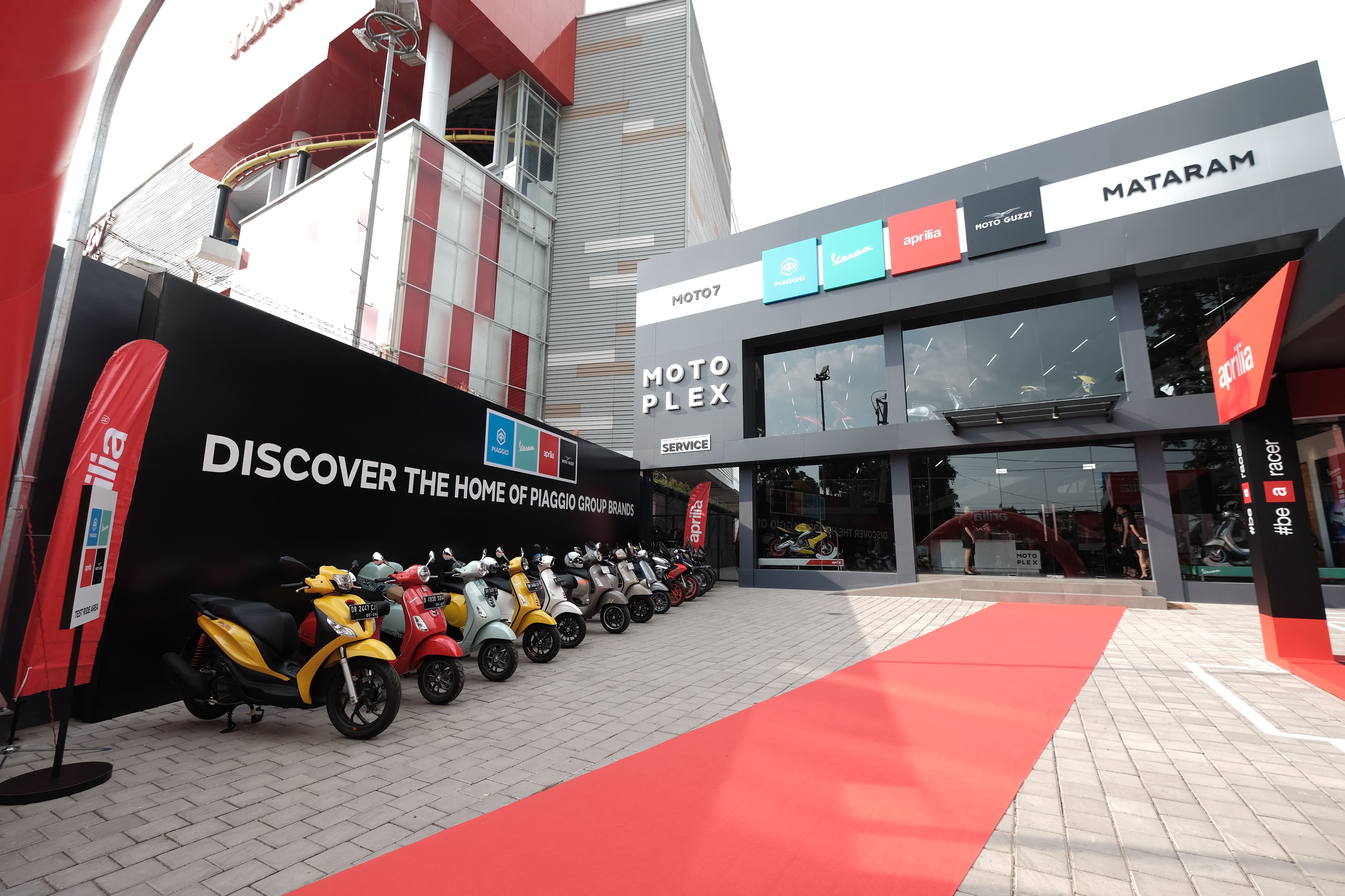 Piaggio Indonesia Buka Dealer Motoplex Pertama di Mataram