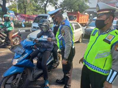 Pengendara Makin Barbar, Tilang Manual Kembali Berlaku