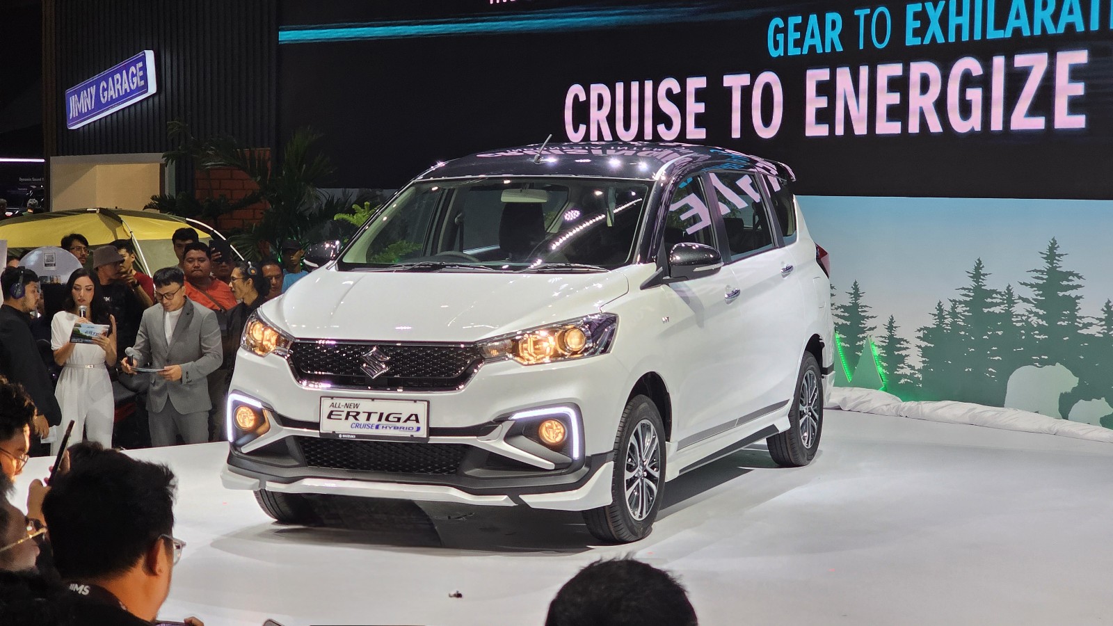 IIMS 2024: Suzuki Ertiga Hybrid Cruise Meluncur, Harga Rp300 Jutaan