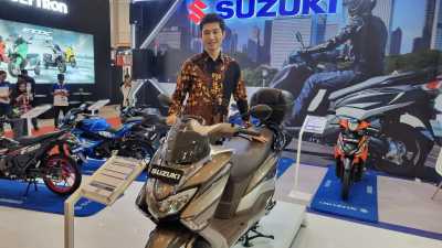 Ramaikan IMOS 2024, Suzuki Bagi-Bagi Promo ke Pengunjung