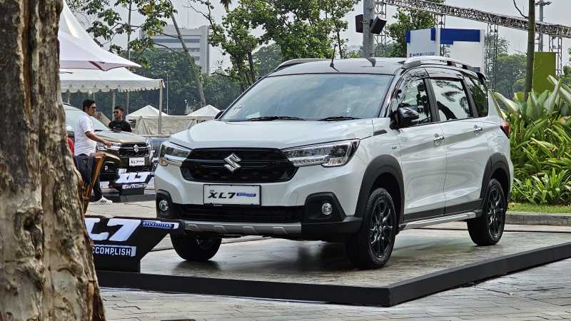 Low SUV Terlaris: Suzuki XL7 Salip Terios, Stargazer X Belum Laris Low SUV Terlaris: Suzuki XL7 Salip Terios, Stargazer X Belum Laris