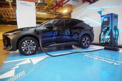 Toyota Mulai Sebar Fasilitas Fast Charging 120 kW