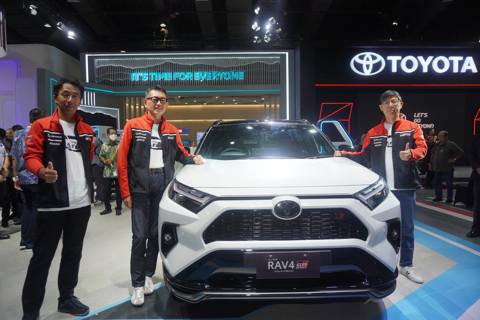 Toyota Kenalkan RAV4 GR Sport Hybrid, Sudah Bisa Dipesan