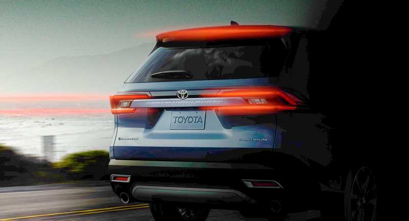 Setelah Innova Zenix, Toyota Siapkan SUV Hybrid Grand Highlander Setelah Innova Zenix, Toyota Siapkan SUV Hybrid Grand Highlander