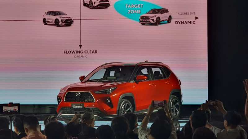 Jadi ‘Kakak’ Raize, Harga Yaris Cross di Atas Rp300 Juta, Layak Dibeli? Jadi ‘Kakak’ Raize, Harga Yaris Cross di Atas Rp300 Juta, Layak Dibeli?