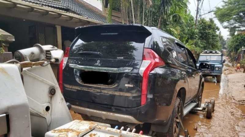 5 Bagian Mobil yang Bisa Rusak Saat Terendam Banjir 5 Bagian Mobil yang Bisa Rusak Saat Terendam Banjir
