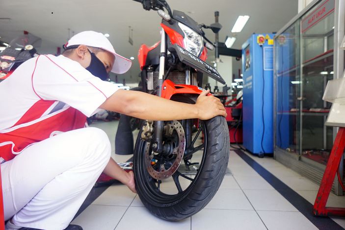 Apa Itu Tambal Cacing pada Ban? Tidak Permanen, Harus Segera Diperbaiki