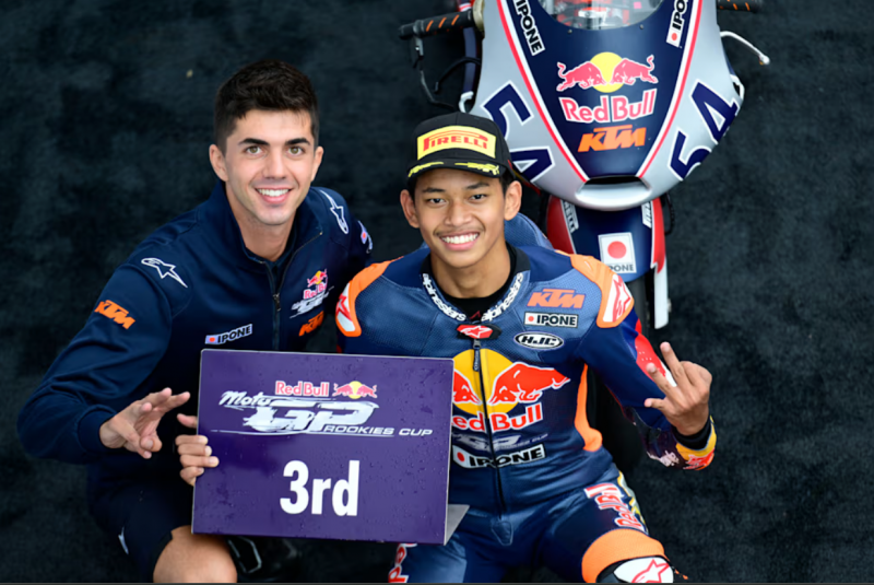 Kado Manis HUT RI: Pembalap Indonesia Podium di Red Bull Ring Kado Manis HUT RI: Pembalap Indonesia Podium di Red Bull Ring