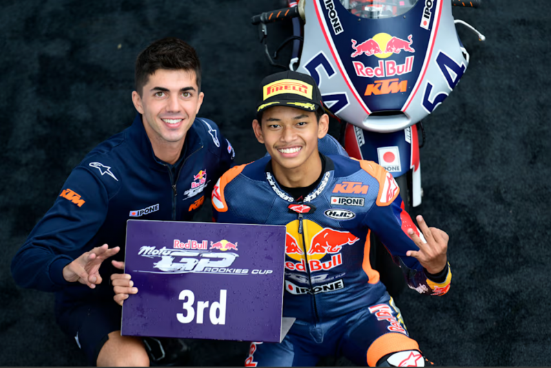 Kado Manis HUT RI: Pembalap Indonesia Podium di Red Bull Ring