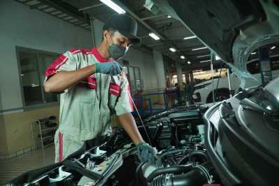 Persiapan Teknis Mobil Sebelum Dipakai Liburan Nataru