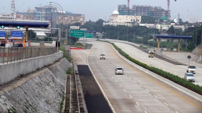 Ketahui 4 Cara Aman Nyetir Mobil di Jalan Tol Ketahui 4 Cara Aman Nyetir Mobil di Jalan Tol