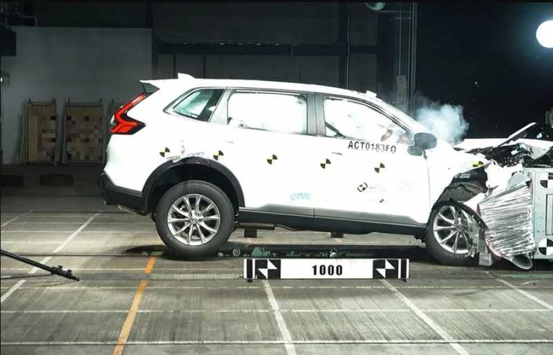 Dua Mobil Honda Raih Predikat Keselamatan Tertinggi ASEAN NCAP Dua Mobil Honda Raih Predikat Keselamatan Tertinggi ASEAN NCAP