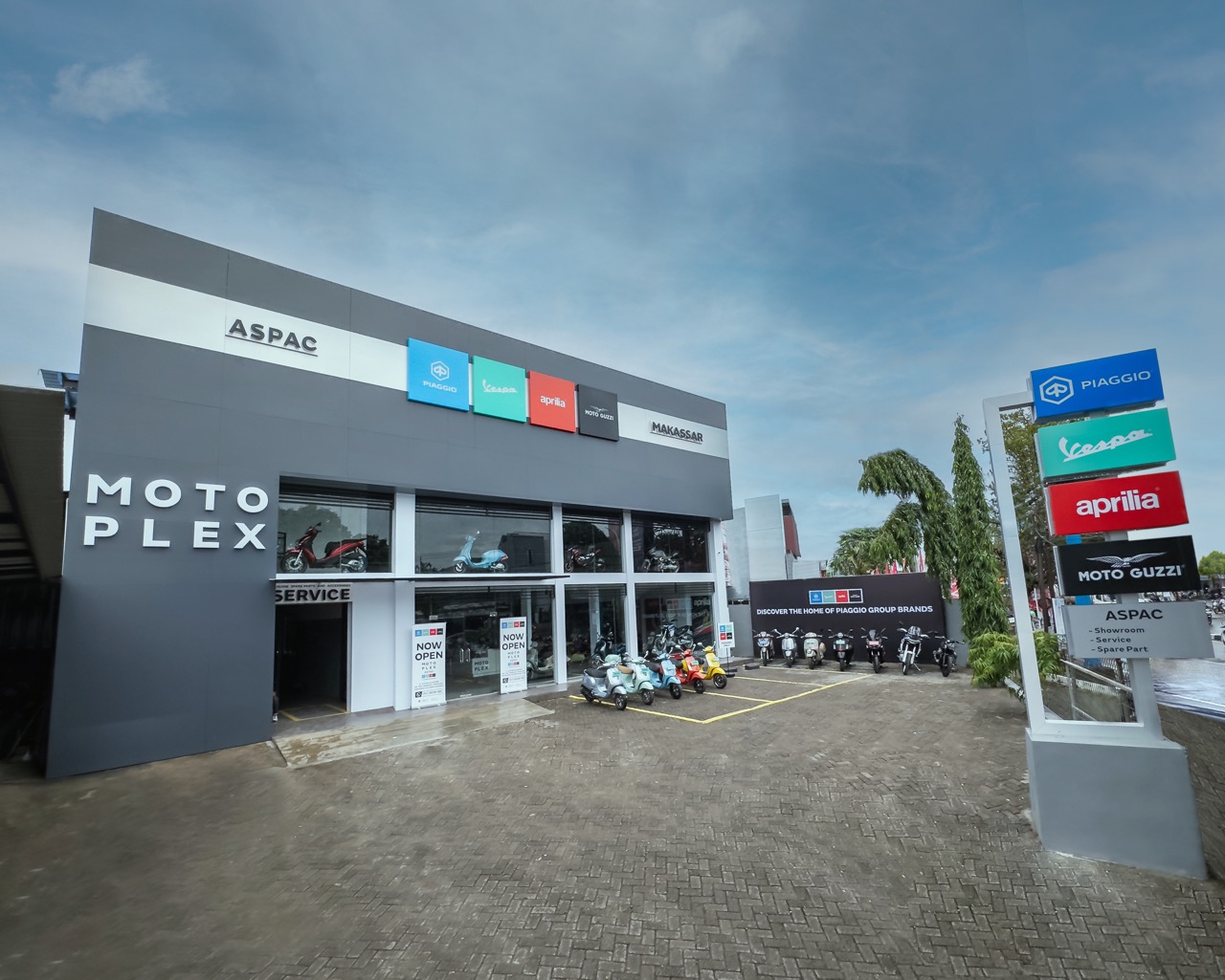 Piaggio Indonesia Buka Dealer Motoplex Pertama di Sulawesi Selatan