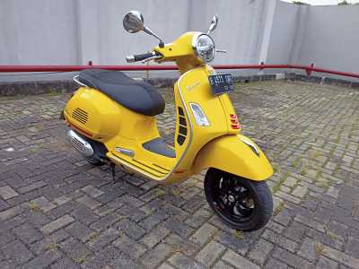 Maaf Fanboy, Vespa Buatan Indonesia Gak Turun Harga