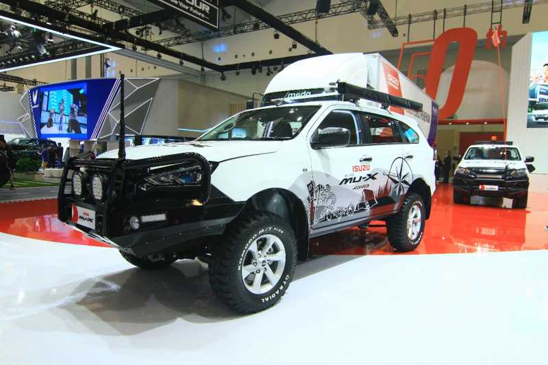 Isuzu MU-X dan D-Max SC 2024 Punya Tampilan baru di GIIAS 2024 Isuzu MU-X dan D-Max SC 2024 Punya Tampilan baru di GIIAS 2024