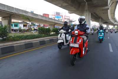 6 Tips Riding Biar Motor Irit BBM, Bikers Harus Tau!