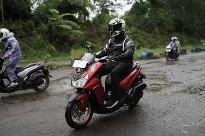 Test Ride Yamaha Lexi LX 155: Mesin Besar Tapi Lincah