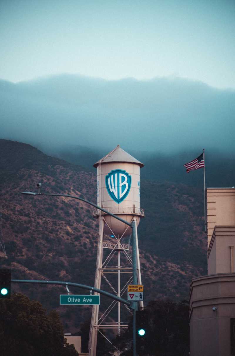 Drama Warner Bros: PHK hingga ‘Kawin’ dengan Cartoon Network Drama Warner Bros: PHK hingga ‘Kawin’ dengan Cartoon Network