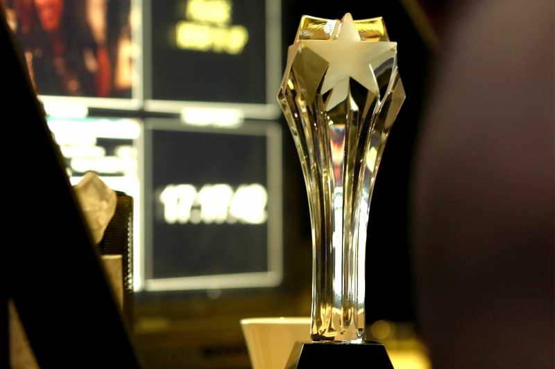 Platform Streaming Digital Boyong 16 Piala Critics’ Choice Awards Platform Streaming Digital Boyong 16 Piala Critics’ Choice Awards