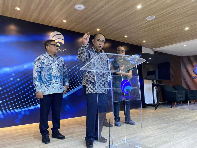 Kominfo Collab Bareng Bos Microsoft, Cetak 840 Ribu Talenta AI 