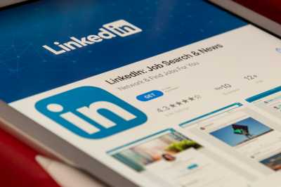 Biar Gak Stres Saat Cari Kerja, LinkedIn Siapkan Fitur Main Game 