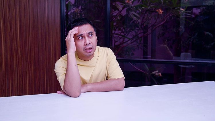 YouTube Raditya Dika Kena Hack, Berubah Jadi Channel Tesla YouTube Raditya Dika Kena Hack, Berubah Jadi Channel Tesla